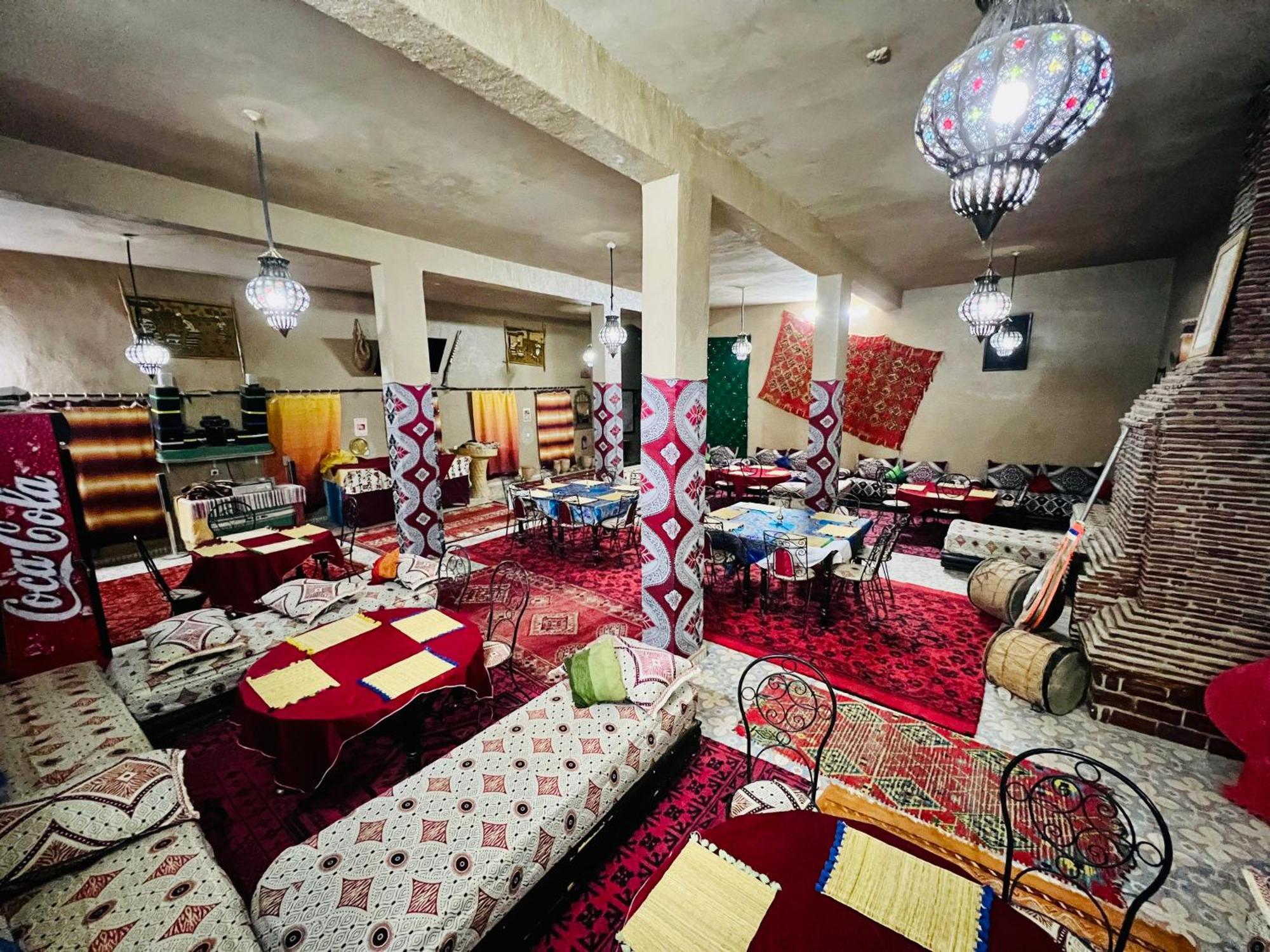 Hotel Camping Les Roses Des Dunes & Piscine メルズーガ エクステリア 写真