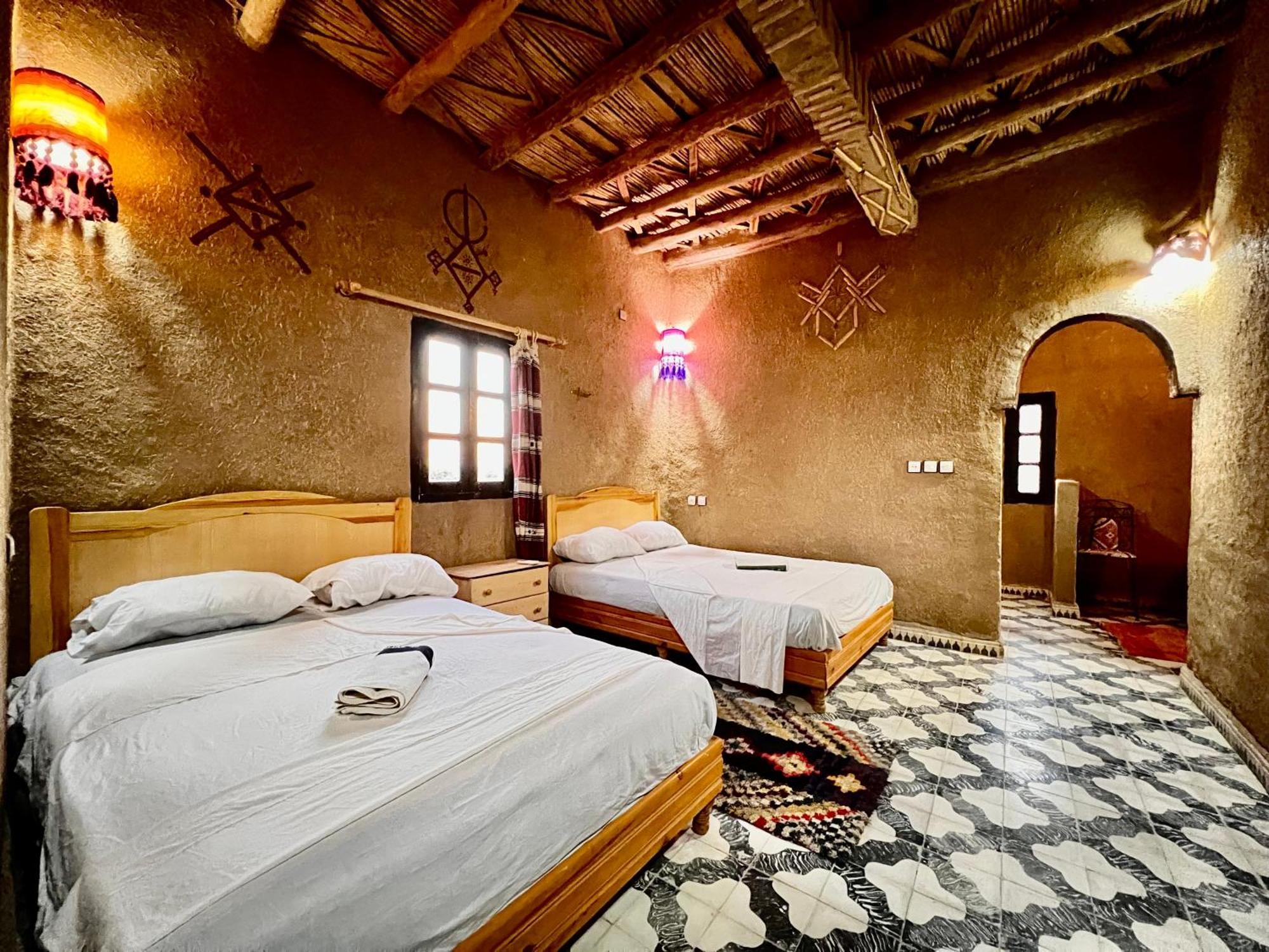 Hotel Camping Les Roses Des Dunes & Piscine メルズーガ エクステリア 写真