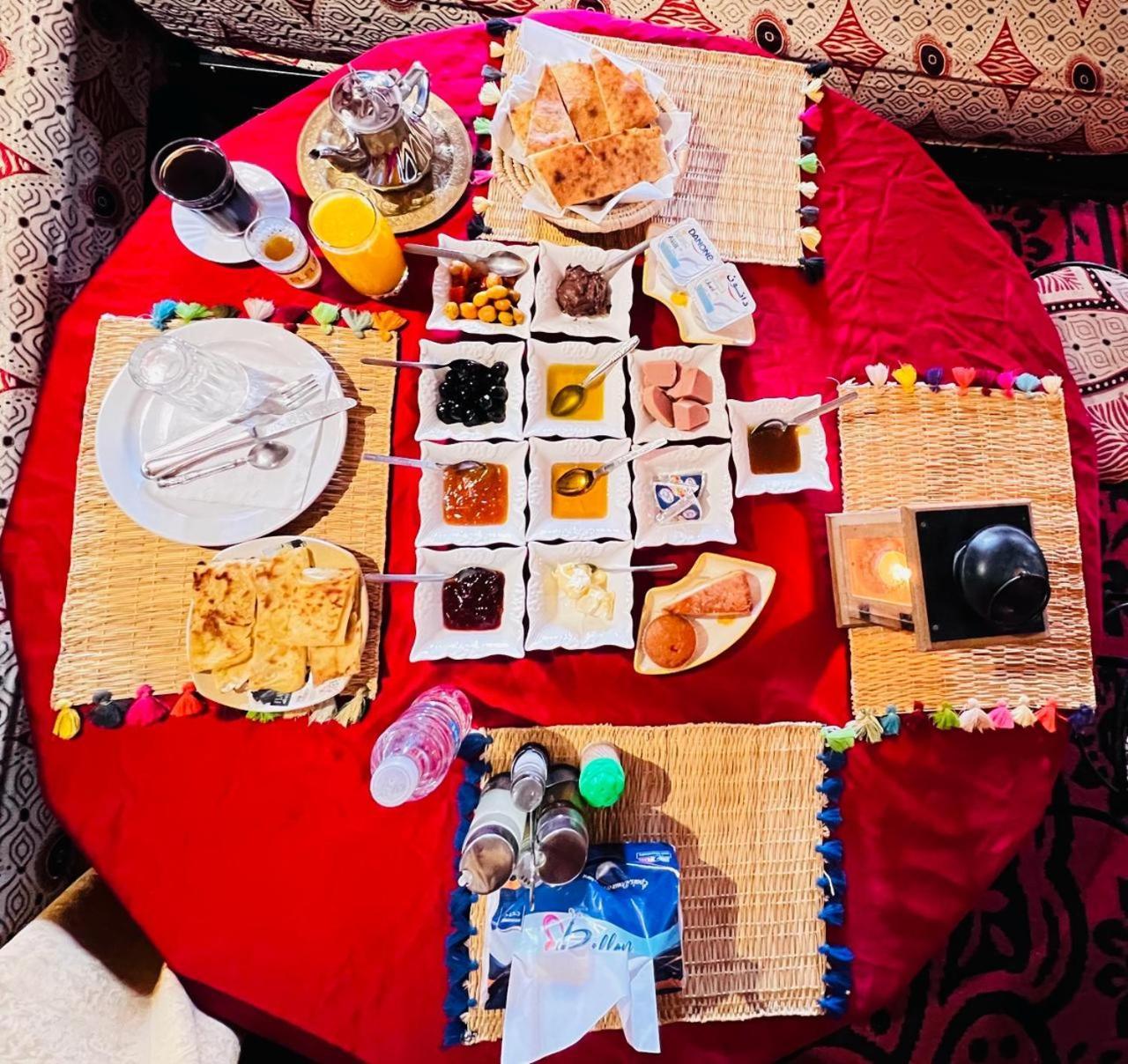 Hotel Camping Les Roses Des Dunes & Piscine メルズーガ エクステリア 写真